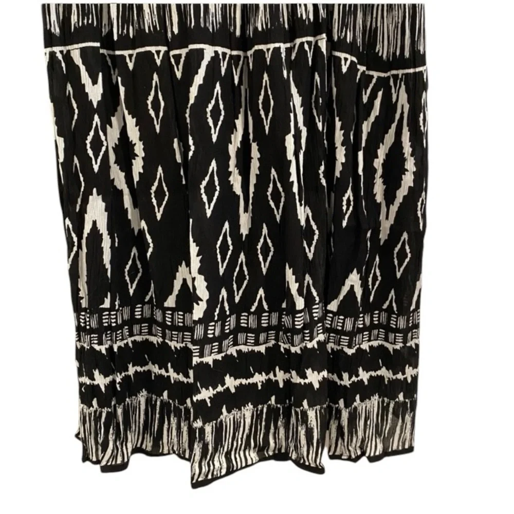 Black and White Patterned Women's Long Skirt - Women’s Medium - NWT